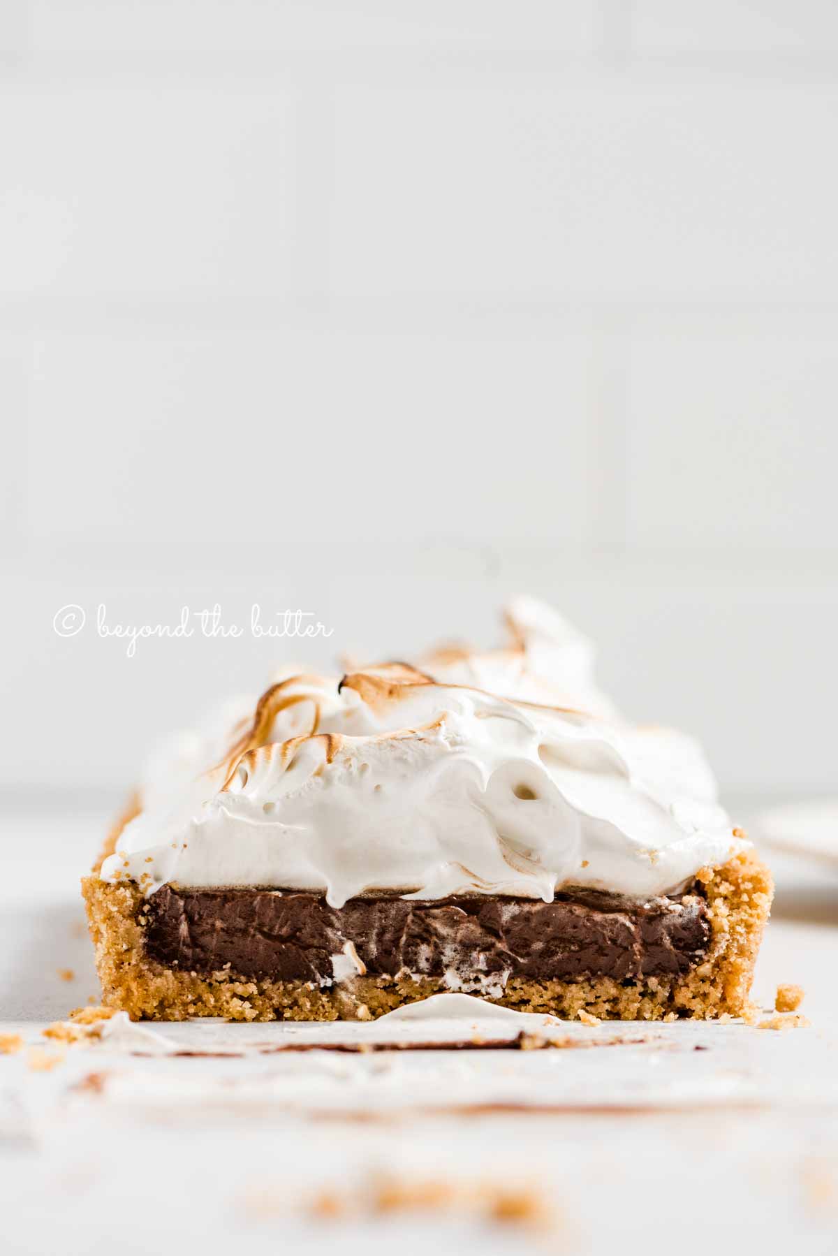 Profile view of sliced Chocolate Marshmallow Tart | All Images © Luyiz™