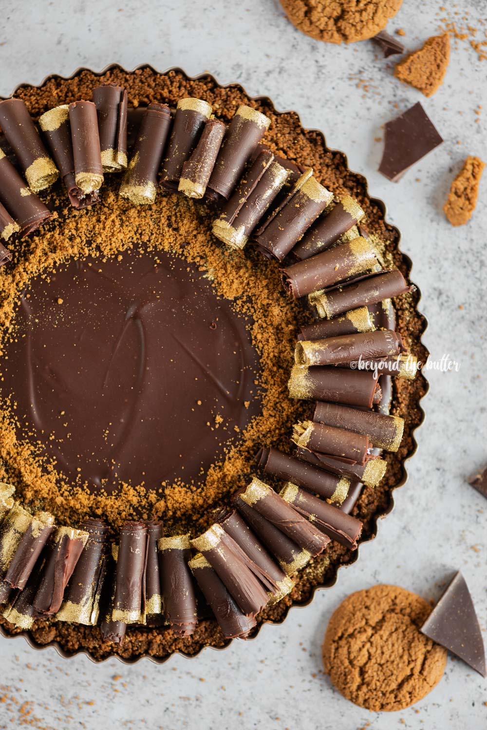 Dark Chocolate Gingersnap Tart recipe | All images © Luyiz, LLC