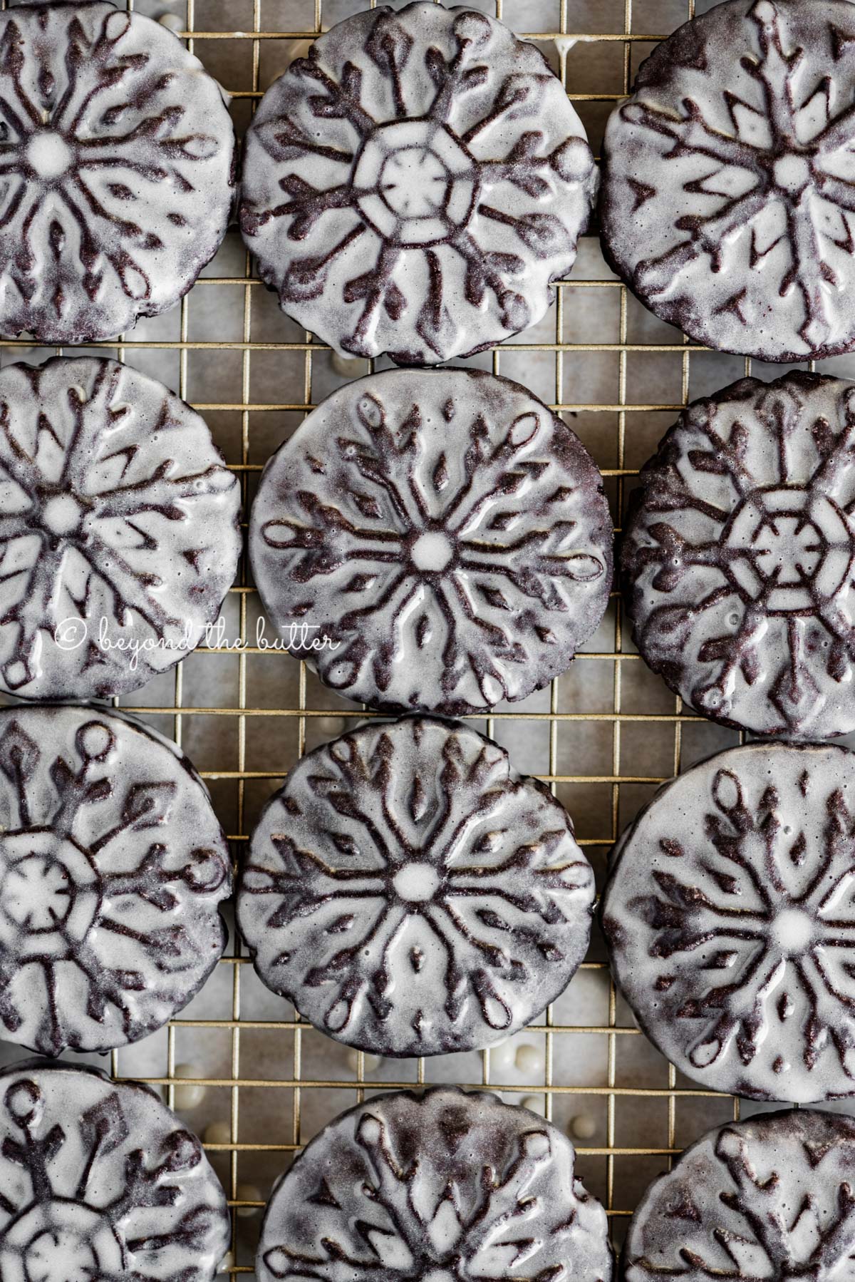 Snowflake Oreo Cookies with Vanilla Bean Glaze