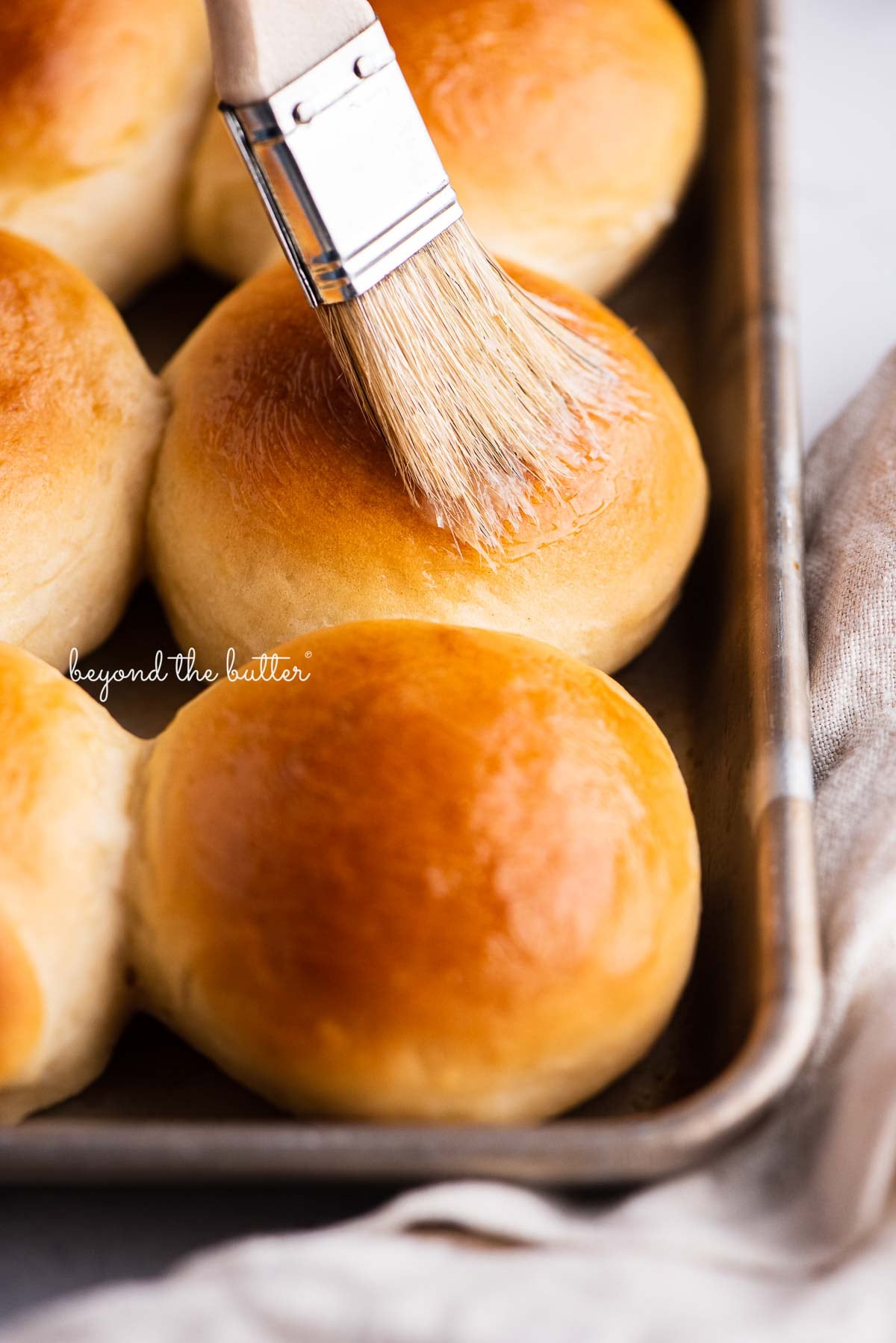 Fluffy Homemade Honey Butter Rolls