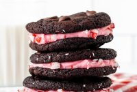 Chocolate Peppermint Sandwich Cookies Recipe