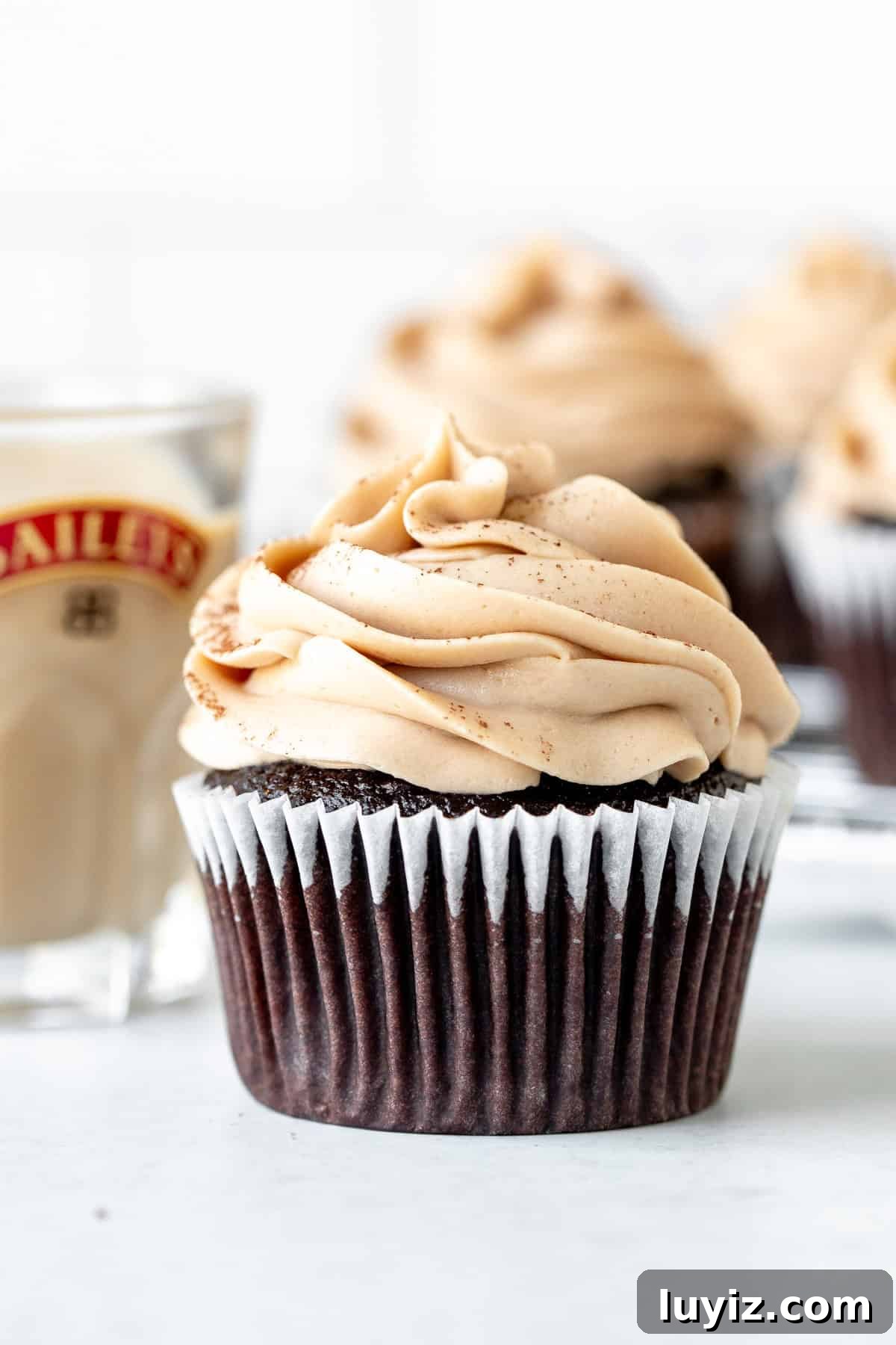 featured 10270