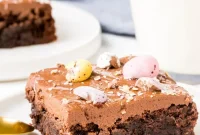 Mini Egg Brownies Recipe: Fudgy Chocolate Treat with Mini Eggs