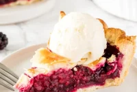 Classic Homemade Blackberry Pie Recipe for Summer Baking