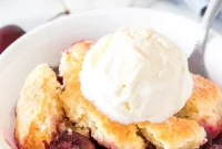 Classic Cherry Cobbler Recipe: Sweet Baked Cherry Dessert