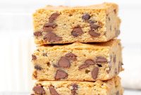 Chewy Chocolate Chip Cookie Bars Recipe for Perfect Dessert