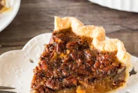 Classic Southern Pecan Pie Recipe with Buttery Pecan Topping