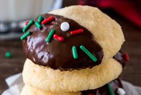 Chocolate-Dipped Shortbread Cookies Recipe for Perfect Treats