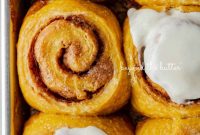 Pumpkin Cinnamon Rolls with Cream Cheese Frosting Recipe