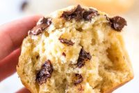 Moist Banana Chocolate Chip Muffins Recipe for Perfect Breakfast