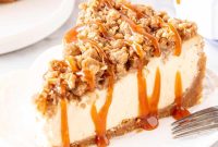 Apple Crisp Cheesecake Recipe with Cinnamon Streusel Topping