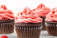 Decadent Chocolate Raspberry Cupcakes with Raspberry Filling