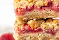 Strawberry Rhubarb Dessert Bars with Oat Crumble