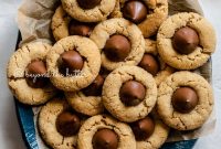 Classic Peanut Butter Blossom Cookies Recipe