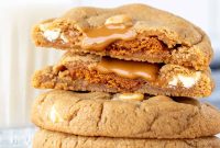 Biscoff Cookies Stuffed with Cookie Butter: Crispy, Gooey Treat