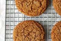 Crisp Gingersnap Cookies: A Classic Recipe for Snappy Texture