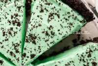 No-Bake Mint Chocolate Pie Recipe — Cool Mint Chocolate Delight