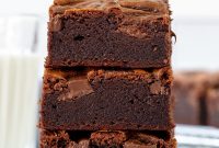Decadent Nutella Brownies Recipe with Gooey Chocolate Swirls