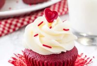 Decadent Red Velvet Cupcakes with Cream Cheese Frosting