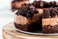 Decadent Chocolate Brownie Cheesecake Recipe with Fudgy Swirls