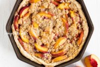 Brown Sugar Peach Crumble Pie Recipe for Tender Juicy Peaches