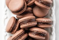 Decadent Dark Chocolate Macarons Recipe for Perfect Crisps