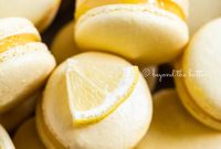 Zesty Lemon Bar Macarons: Tangy Citrus Sandwich Cookies