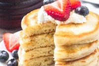 Fluffy Cream Cheese Pancakes with Vanilla and Lemon Zest
