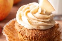 Apple Cupcakes with Cinnamon Cream Cheese Frosting