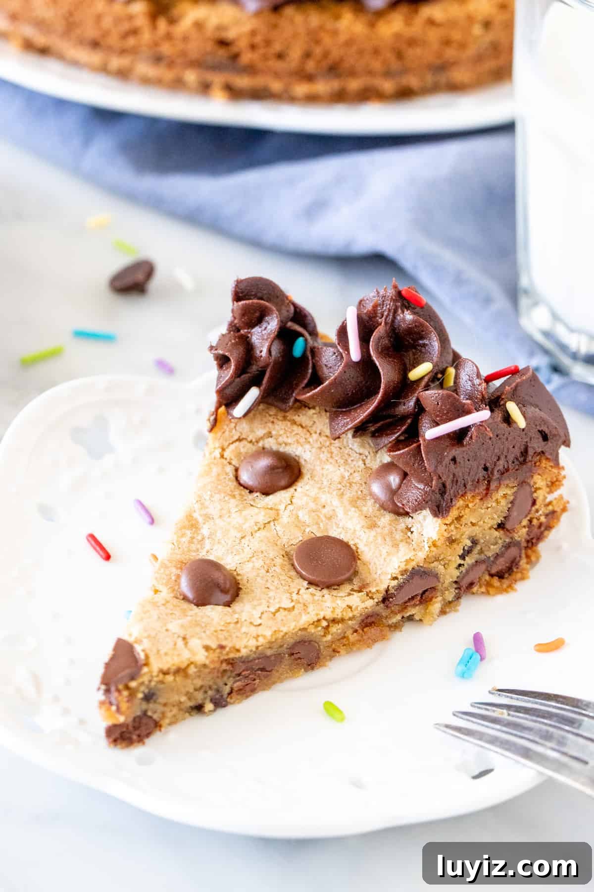 Ultimate Chocolate Chip Cookie Cake Recipe for Parties 2 Slice of chocolate chip cookie cake