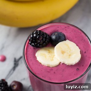 Berry and Pomegranate Smoothie Recipe for Antioxidant Boost 5 img 1945 4