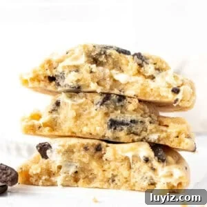 Bakery-Style Cookies & Cream Sandwich Cookies 5 stack of Oreo chocolate chip cookies