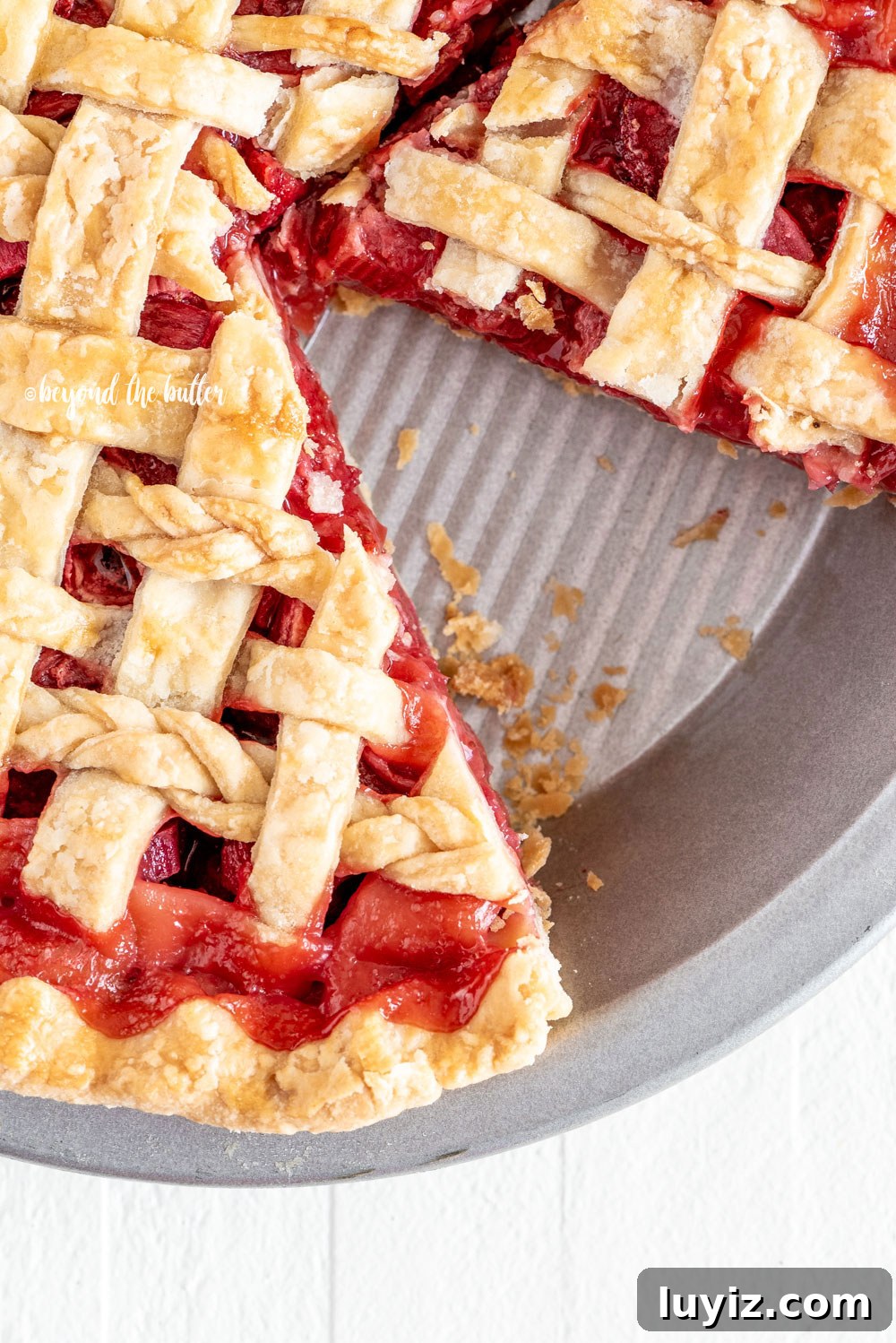 Classic Strawberry Rhubarb Pie Recipe for Perfect Spring Baking 6 Strawberry Rhubarb Pie