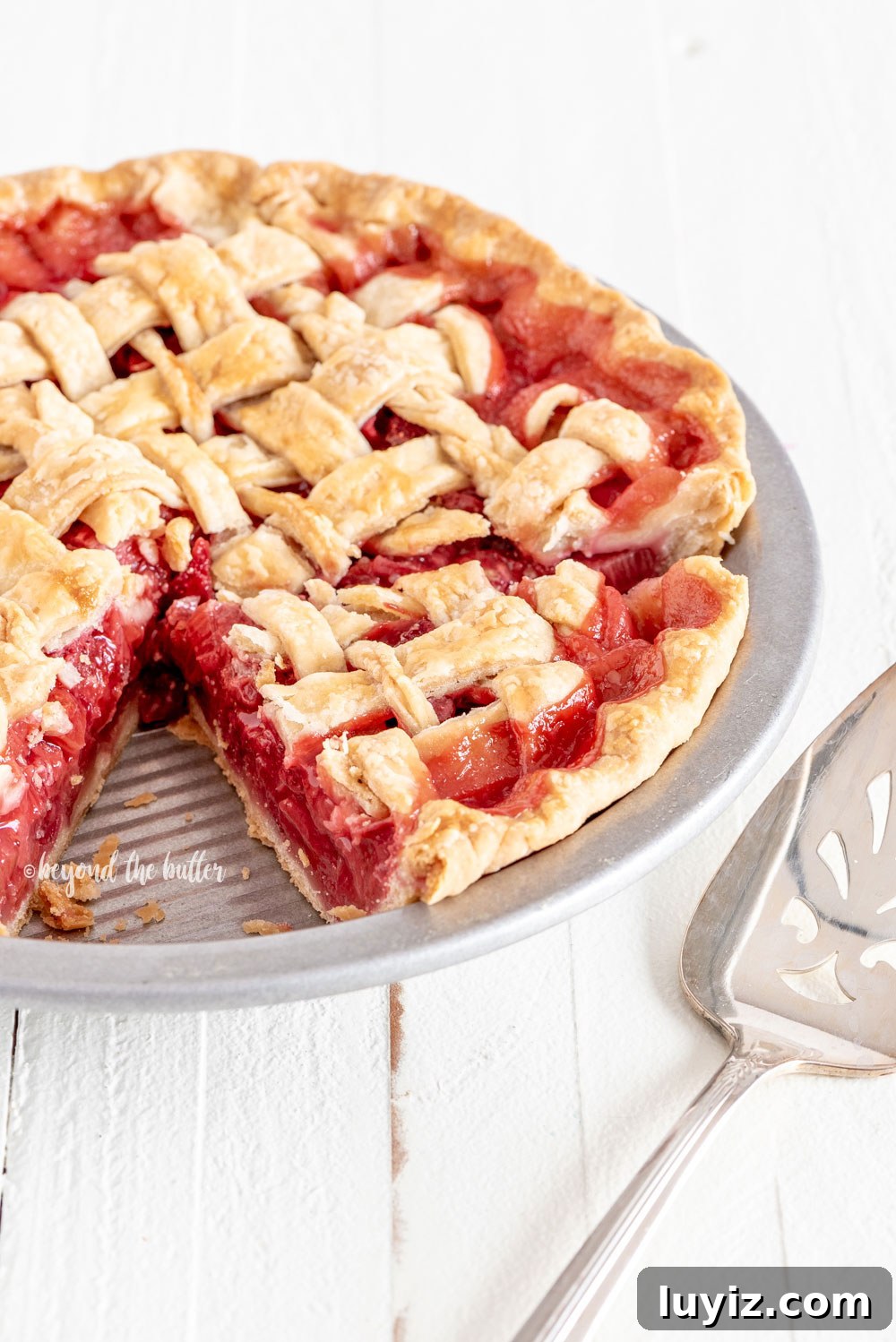 Classic Strawberry Rhubarb Pie Recipe for Perfect Spring Baking 7 Strawberry Rhubarb Pie Recipe