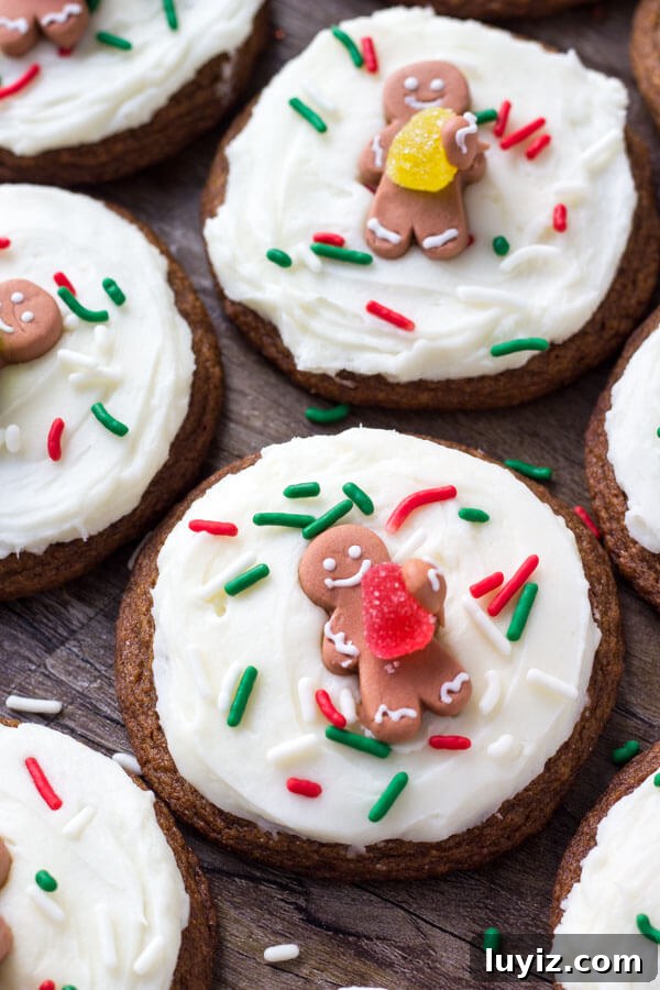 Soft Gingerbread Cookies with Cream Cheese Frosting Recipe 6 Decorated gingerbread cookies with cream cheese frosting