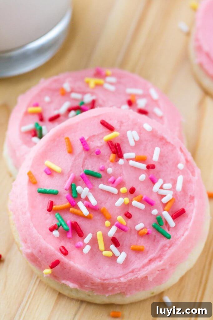 Lofthouse-Style Sugar Cookies Recipe — Soft Iced Copycat Cookies 3 These copycat Lofthouse sugar cookies are soft, buttery and melt in your mouth. They have that same creamy frosting you love and are decorated with sprinkles.