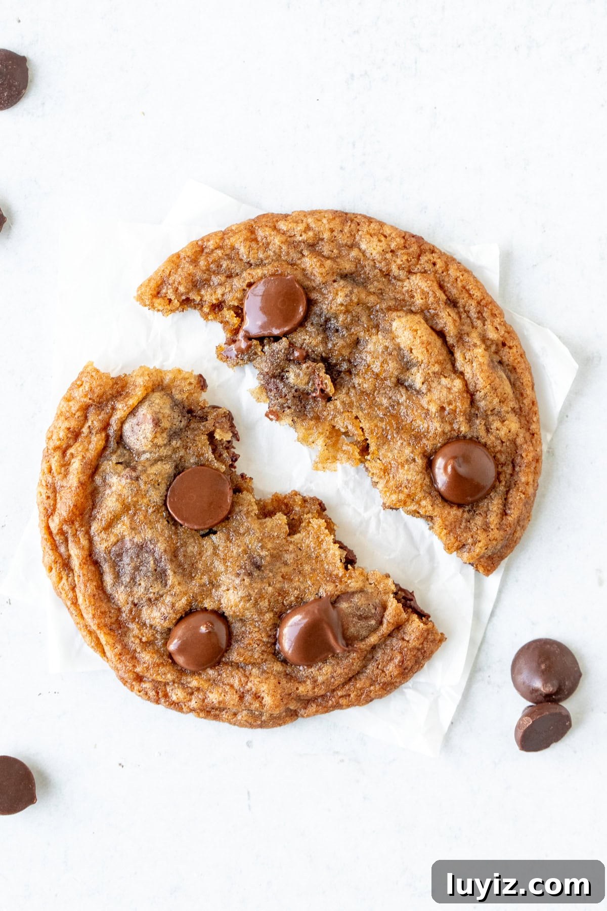 Chewy Banana Chocolate Chip Cookie Recipe You’ll Love 2 Banana chocolate chip cookie broken in half