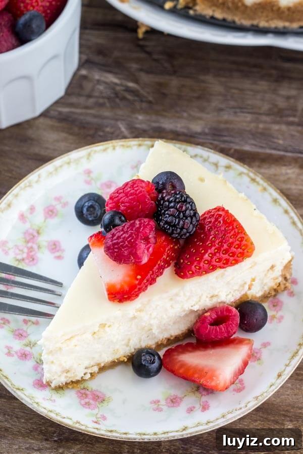 Classic New York Cheesecake Recipe for Creamy, Silky Results 3 Classic cheesecake that's smooth, creamy, and turns out perfectly every time.