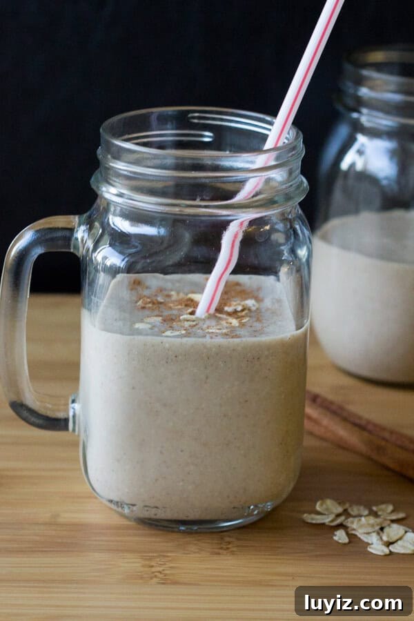 Oatmeal Cookie Smoothie. Super healthy, but it tastes like dessert. All the flavor of your favorite cookies without the dairy, gluten or sugar!