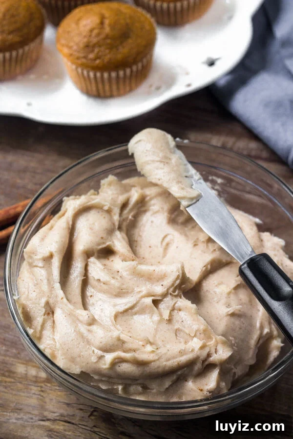 Pumpkin Cupcakes with Cinnamon Cream Cheese Frosting Recipe 5 Cinnamon cream cheese frosting is extra fluffy and filled with cinnamon.